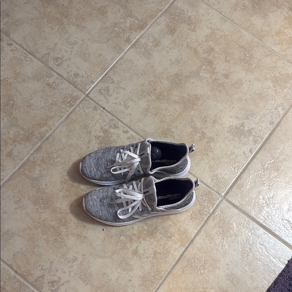 Men's Gray Sneakers